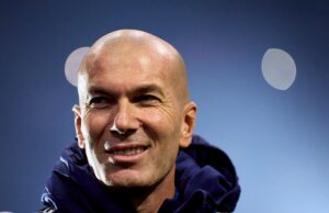 Zinedine Zidane assumirá o cargo de técnico da França neste verão: Relatório Zinedine Zidane reage.