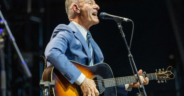 10 minutos nos bastidores com Lyle Lovett no Stagecoach
