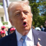 O presidente Donald Trump concordou com um cessar-fogo menos de uma hora antes do prazo final, às 20h, na terça-feira. /Evan Vucci/Reuters