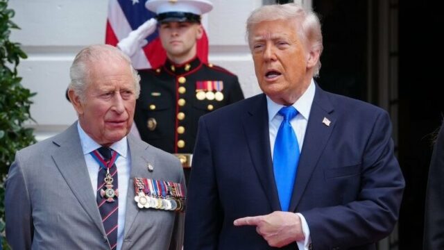 Atualizações ao vivo da política dos EUA: Rei Charles e Rainha Camilla concluem visita de estado aos EUA; Trump apresenta novo plano para reabrir o Estreito de Ormuz
