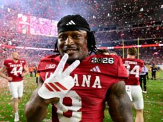 49ers tem sombra para escolha do draft, mas analista da NFL diz que é um ‘desprezo’ Kaelon Black #8 of the Indiana Hoosiers.