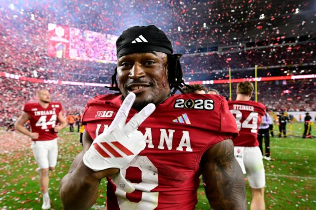 Kaelon Black #8 of the Indiana Hoosiers.