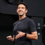 A Apple tem rumores de que mais de 10 novos produtos serão lançados primeiro, com John Ternus como CEO