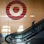 A Target está ordenando que mais funcionários remotos se mudem para sua sede em Minneapolis