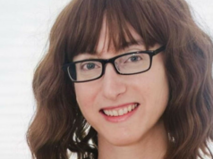 A autora Freida McFadden revela identidade real após usar pseudônimo por 13 anos Freida McFadden, ou Sara Cohen, é autora de mais de 20 livros.