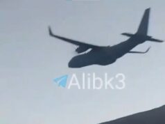 A conferência de imprensa ‘mais louca de sempre’ de Trump transforma-se em caos quando ele promete destruir o Irão numa noite Um avião militar dos EUA sobrevoando o Irã no domingo em meio à ousada missão de resgate