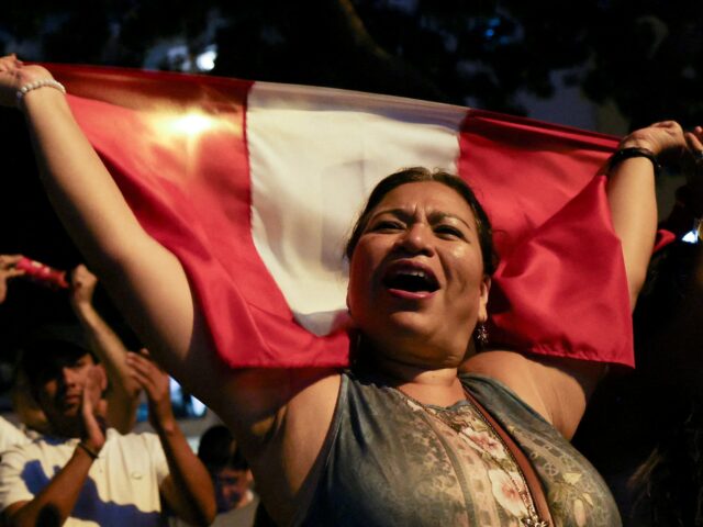 A contagem dos votos no Peru se arrasta em meio A contagem dos votos no Peru se arrasta em meio à frustração com a eleição presidencial