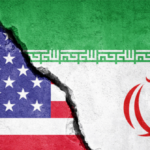 A crise do petróleo no Irã está alimentando a inflação, grandes bancos dizem que o ouro é o próximo