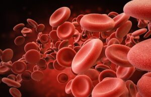 A deficiência de ferro sofrida por mais de 10 milhões de britânicos pode aumentar o risco de Alzheimer, segundo estudo Sem ferro, o corpo não consegue produzir hemoglobina suficiente, a proteína do sangue responsável pelo transporte de oxigênio pelo corpo. O ferro também é necessário para manter um sistema imunológico saudável