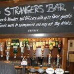 Os bares exclusivos na propriedade de Westminster e o apoio dos contribuintes a eles são há muito tempo uma questão controversa