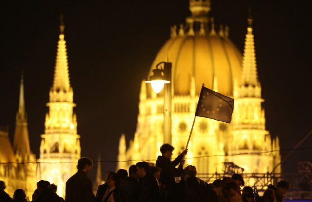 A derrota eleitoral de Orbán mostra que a Hungria 'escolheu A derrota eleitoral de Orbán mostra que a Hungria 'escolheu a Europa' - Ursula von der Leyen
