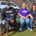 A dupla pai-filho de 250 libras do Shelter finalmente encontra um lar - juntos