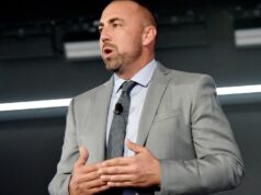 A empresa de mídia de Trump contrata Kevin McGurn, ex-Hulu e Vevo Exec, como CEO interino A empresa de mídia de Trump contrata Kevin McGurn, ex-Hulu e Vevo Exec, como CEO interino