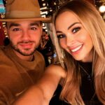 A esposa de Adam Thomas, Caroline, chamou David Haye e Jimmy Bullard de 'bando de abutres' em uma declaração chocante após o final de I'm A Celebrity