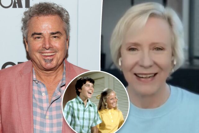 A estrela de 'Brady Bunch' Eve Plumb revela encontro adolescente A estrela de 'Brady Bunch' Eve Plumb revela encontro adolescente com o irmão na tela Christopher Knight