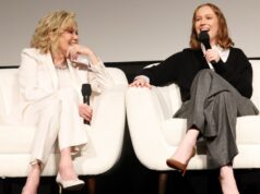 A estrela de ‘Hacks’ Hannah Einbinder critica os criadores de IA como ‘perdedores’: ‘Vocês são péssimos … Eu quero colocar sua cabeça no vaso sanitário e dar descarga’ A estrela de 'Hacks' Hannah Einbinder critica os criadores de IA como 'perdedores': 'Vocês são péssimos ... Eu quero colocar sua cabeça no vaso sanitário e dar descarga'