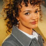 A estrela de 'Wicked', Marissa Bode, diz que a companhia aérea que negou seu embarque quer tornar as coisas mais acessíveis