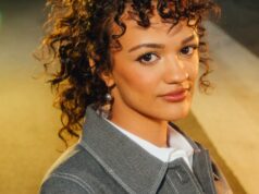 A estrela de ‘Wicked’, Marissa Bode, diz que a companhia aérea que negou seu embarque quer tornar as coisas mais acessíveis A estrela de 'Wicked', Marissa Bode, diz que a companhia aérea que negou seu embarque quer tornar as coisas mais acessíveis