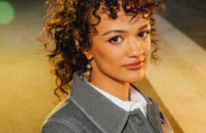 A estrela de ‘Wicked’, Marissa Bode, diz que a companhia aérea que negou seu embarque quer tornar as coisas mais acessíveis A estrela de 'Wicked', Marissa Bode, diz que a companhia aérea que negou seu embarque quer tornar as coisas mais acessíveis