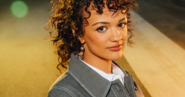 A estrela de 'Wicked', Marissa Bode, diz que a companhia aérea que negou seu embarque quer tornar as coisas mais acessíveis
