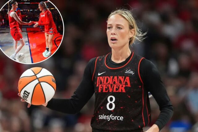 A febre traz de volta outro favorito de Caitlin Clark Sophie Cunningham do Indiana Fever com uma bola de basquete.