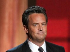 A madrasta de Matthew Perry pede ao tribunal que dê à ‘mulher sem coração’ Jasveen Sangha a sentença máxima de prisão Matthew Perry durante o Museu de Televisão e Rádio para homenagear a equipe de produção de Dan Rather And Friends da CBS News no The Beverly Hills Hotel em Beverly Hills, CA, Estados Unidos. (Crédito: Chris Polk/FilmMagic)