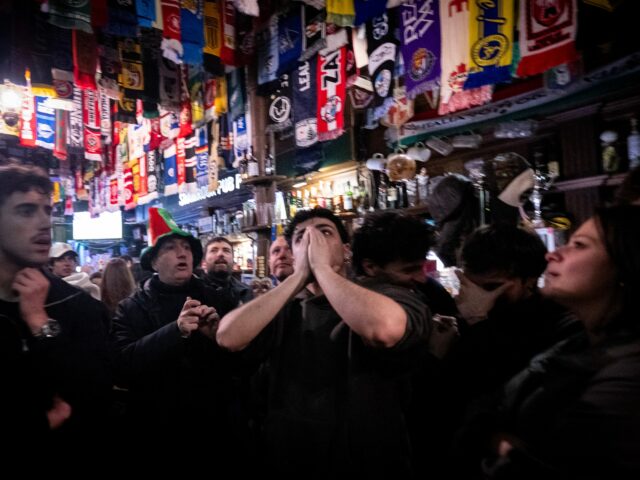 'A maldição da Copa do Mundo': protestos quando a Itália 'A maldição da Copa do Mundo': protestos quando a Itália fica de fora pela terceira vez consecutiva