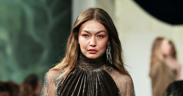 A modelo Gigi Hadid quebra o silêncio sobre sua aparição Noemi Campbell