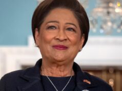 A polícia de Trinidad e Tobago descobre 56 corpos, a maioria crianças, no cemitério A polícia de Trinidad e Tobago descobre 56 corpos, a maioria crianças, no cemitério