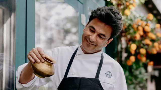 A postagem viral do chef Vikas Khanna, estrela Michelin, conta uma história além do sucesso
