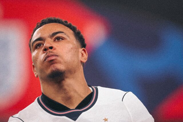 A preferência de Morgan Rogers sobre sua melhor posição o torna ainda mais intrigante para a transferência do Manchester United
