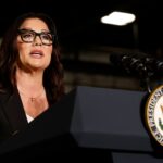 A secretária do Trabalho de Trump, Lori Chavez-DeRemer, é a última a deixar o governo