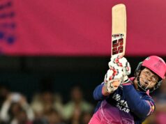 A sensação adolescente ‘destemida’ Sooryavanshi acerta o teste de Bumrah na blitz do IPL O jogador indiano de críquete do Rajasthan Royals, Vaibhav Suryavanshi, volta ao pavilhão após sua demissão durante a partida T20 da Indian Premier League (IPL) de 2026 entre Rajasthan Royals e Mumbai Indians no Barsapara Cricket Stadium em Guwahati em 7 de abril de 2026. (Foto de BIJU BORO / AFP) / - IMAGEM RESTRITA AO USO EDITORIAL - ESTRITAMENTE SEM USO COMERCIAL -