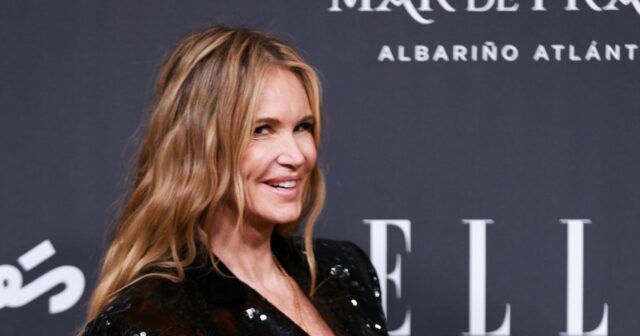A supermodelo Elle Macpherson aparece em campanha de roupas íntimas aos 62 anos

