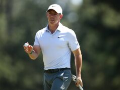 A transmissão da CBS atrai fortes críticas durante a rodada final do Masters A transmissão da CBS atrai fortes críticas durante a rodada final do Masters