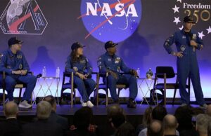 A tripulação do Artemis II faz os primeiros comentários públicos desde que retornou à Terra A tripulação do Artemis II faz os primeiros comentários públicos desde que retornou à Terra