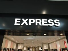 A varejista de moda Express deixou dados pessoais de clientes e detalhes de pedidos expostos na internet The exterior of an Express clothing store is seen as the company announces it will close some stores on January 22, 2020 in Plantation, Florida.