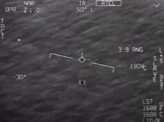 A verdade sobre o veredicto de OVNI ‘GoFast’ da NASA exposto em e-mails internos secretos O interesse público em OVNIs aumentou em 2017 com o vazamento de vídeos infravermelhos de três pilotos da Marinha que capturaram OVNIs. Na foto está uma foto de um desses vídeos, GOFAST, que o painel consultivo de especialistas em OVNIs da NASA tentou explicar como terrestre esta semana