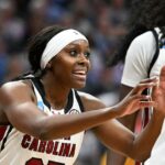 A ‘turnê de vingança’ de Raven Johnson adiciona uma parada surpresa: ser convocado pela equipe WNBA de Caitlin Clark