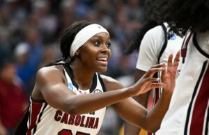 A ‘turnê de vingança’ de Raven Johnson adiciona uma parada surpresa: ser convocado pela equipe WNBA de Caitlin Clark A ‘turnê de vingança’ de Raven Johnson adiciona uma parada surpresa: ser convocado pela equipe WNBA de Caitlin Clark