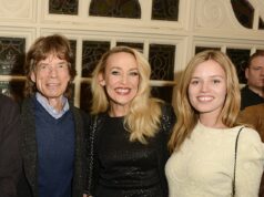 ALISON BOSHOFF: Isso não é muito rock ‘n’ roll… A festa de aniversário de 70 anos de Jerry Hall termina às 18h – enquanto as fotos de Meghan Markle desaparecem… Na foto da esquerda para a direita: Sir Mick Jagger, Jerry Hall e Georgia May Jagger em 11 de dezembro de 2014 em Richmond