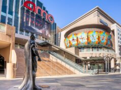 AMC Stubs A-List ficou mais caro Demi Moore (Thomas Whitesite) Tirana