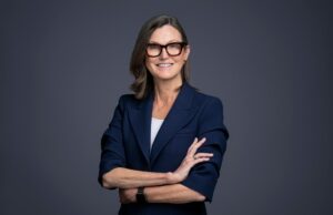 ARK de Cathie Woods faz seu primeiro investimento principal na startup Lucra – e não é IA ARK Invest Nick Grous
