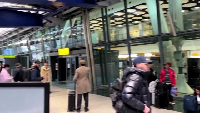 Aeroporto de Heathrow, no Reino Unido, diz que perspectiva é incerta à medida que conflito no Oriente Médio pesa
