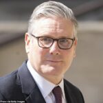 Keir Starmer sofreu novos problemas quando uma pesquisa bombástica mostrou que o Partido Trabalhista está a caminho de grandes perdas em Londres nas eleições locais do próximo mês.