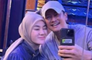 Akui Berat Cerai de Alexander Assad, Clara Shinta: Saya Cinta Sama Dia! Akui Berat Cerai de Alexander Assad, Clara Shinta: Saya Cinta Sama Dia!