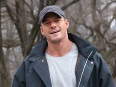 Alan Ritchson apresenta competição de sobrevivência na Netflix Greg Gutfeld