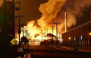 Albanese diz que ‘nenhuma mudança’ no fornecimento de combustível apesar do incêndio na refinaria Albanese diz que 'nenhuma mudança' no fornecimento de combustível apesar do incêndio na refinaria