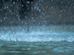 Alerta emitido quando a cidade quebra o recorde de chuvas de 77 anos Alerta emitido quando a cidade quebra o recorde de chuvas de 77 anos