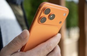 Alguns dispositivos iPhone 17 não ligam depois que as baterias acabam Apple iPhone 17, versão dos EUA, 256 GB, eSIM, preto desbloqueado (Premium renovado)